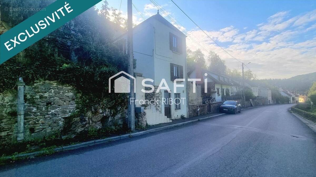 Photo 1 - Maison à AVALLON