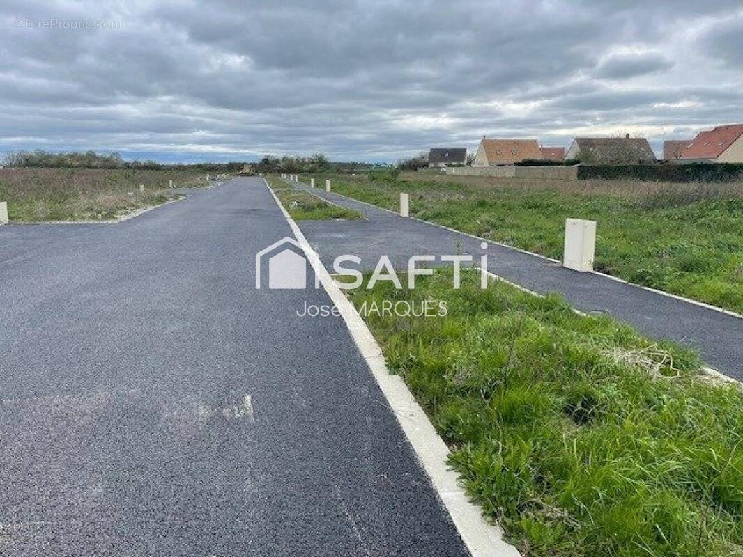 Photo 1 - Terrain à TOURY