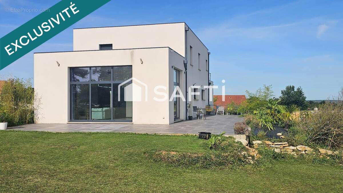 Photo 2 - Maison à SAINT-PIERRE-LA-GARENNE