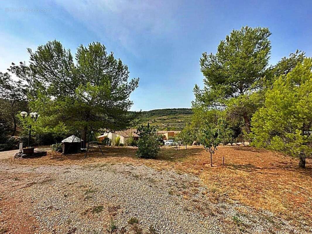 Photo 2 - Maison à PIERRERUE