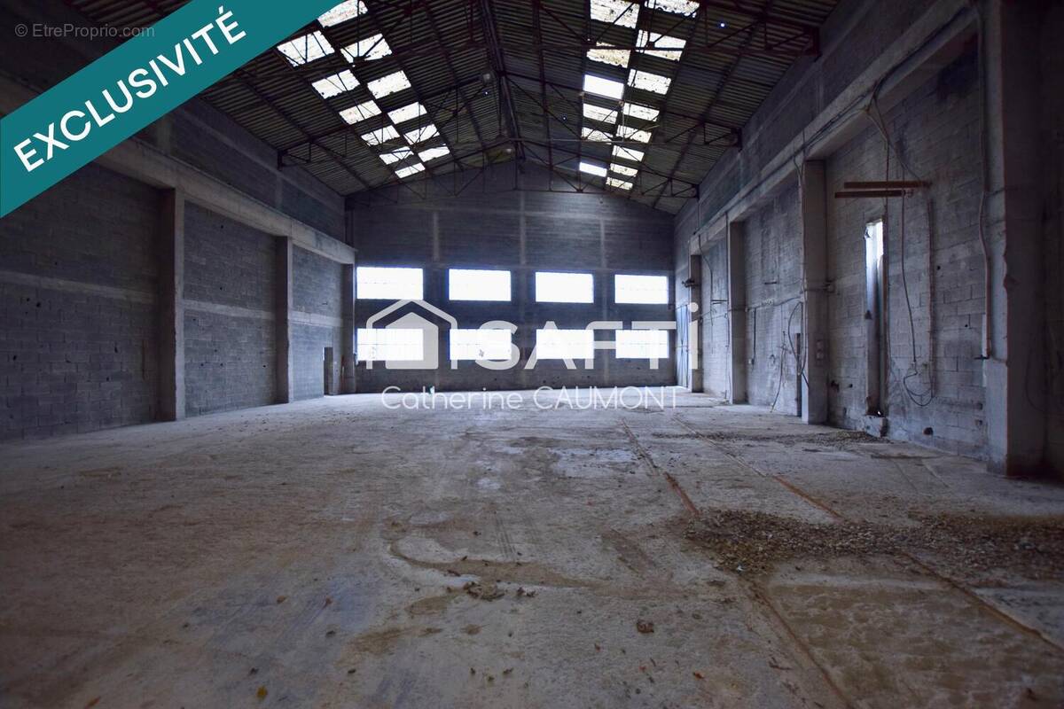 Photo 1 - Commerce à CASTRES