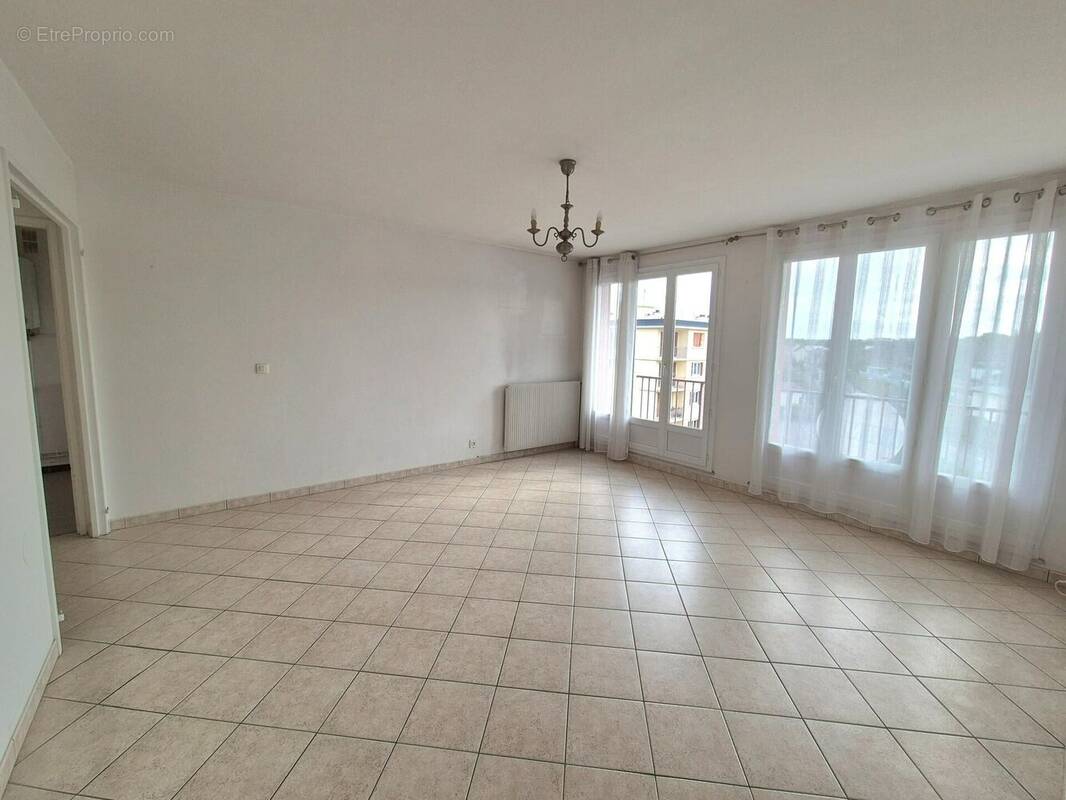 Photo 1 - Appartement à BONNIERES-SUR-SEINE