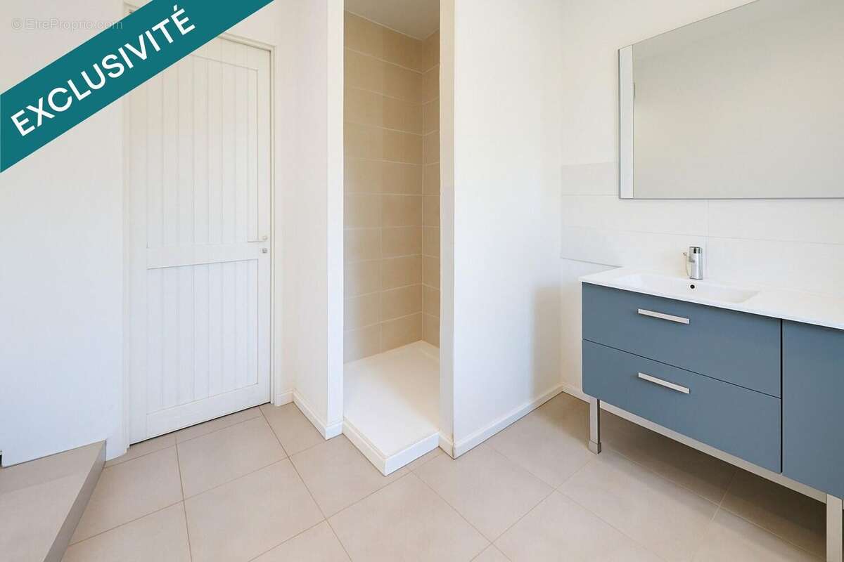 Photo 8 - Maison à LE MUY