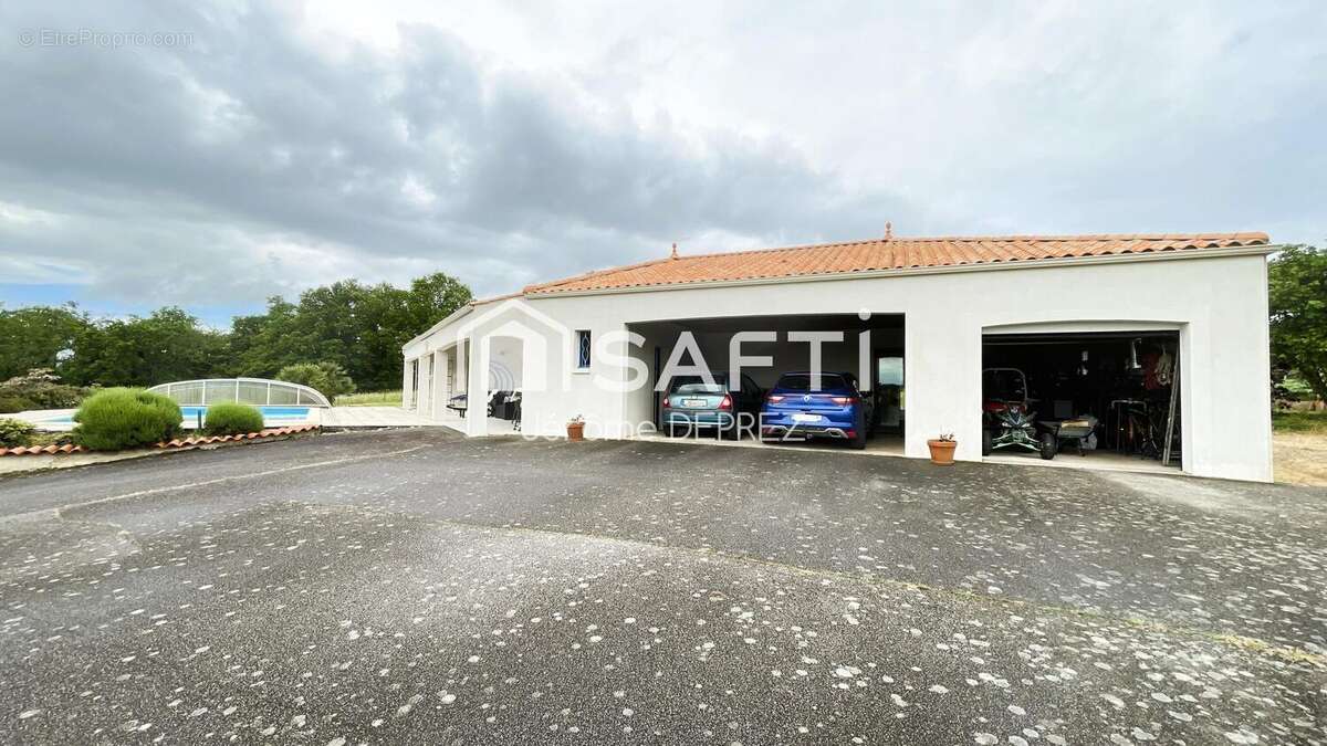 Photo 2 - Maison à MAREUIL-SUR-LAY-DISSAIS