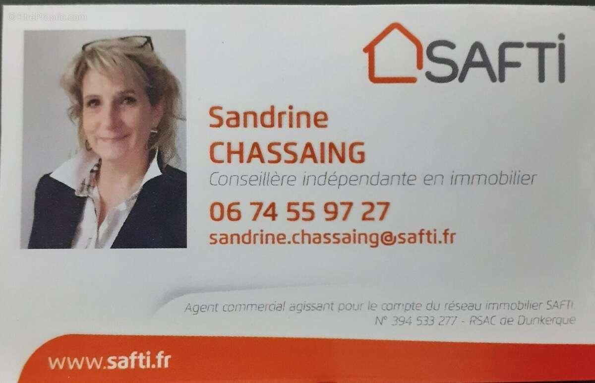 Photo 2 - Parking à TETEGHEM