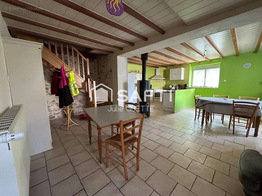 Photo 2 - Maison à MENOMBLET