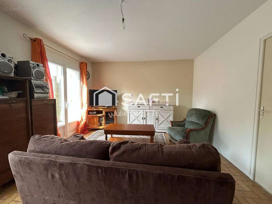 Photo 5 - Maison à MENOMBLET