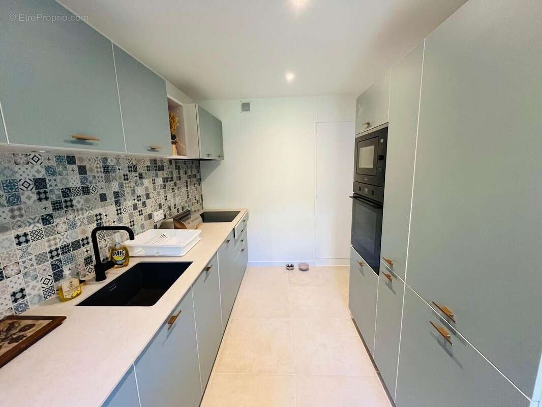 Photo 4 - Appartement à VILLENEUVE-LES-AVIGNON