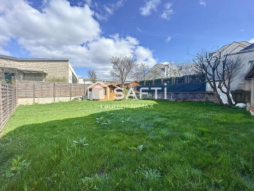 Photo 1 - Maison à L&#039;HAY-LES-ROSES