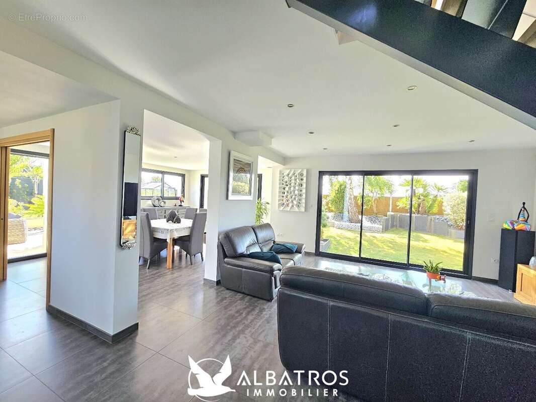 Maison à OUISTREHAM