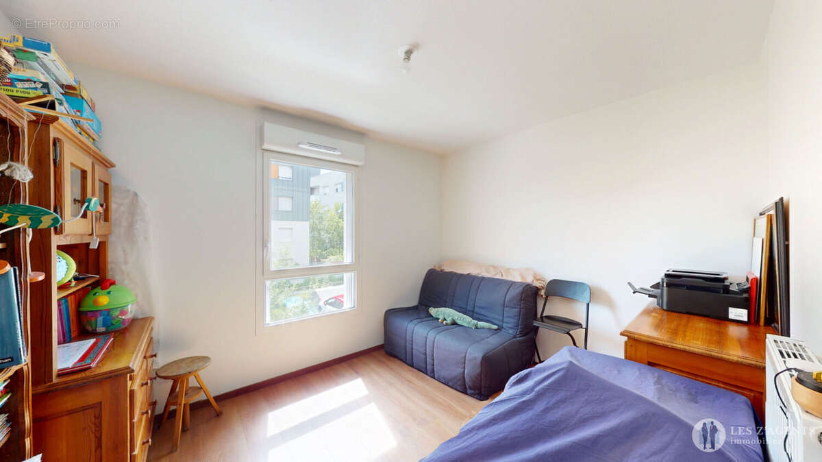 Appartement à SAINT-MARTIN-D'HERES