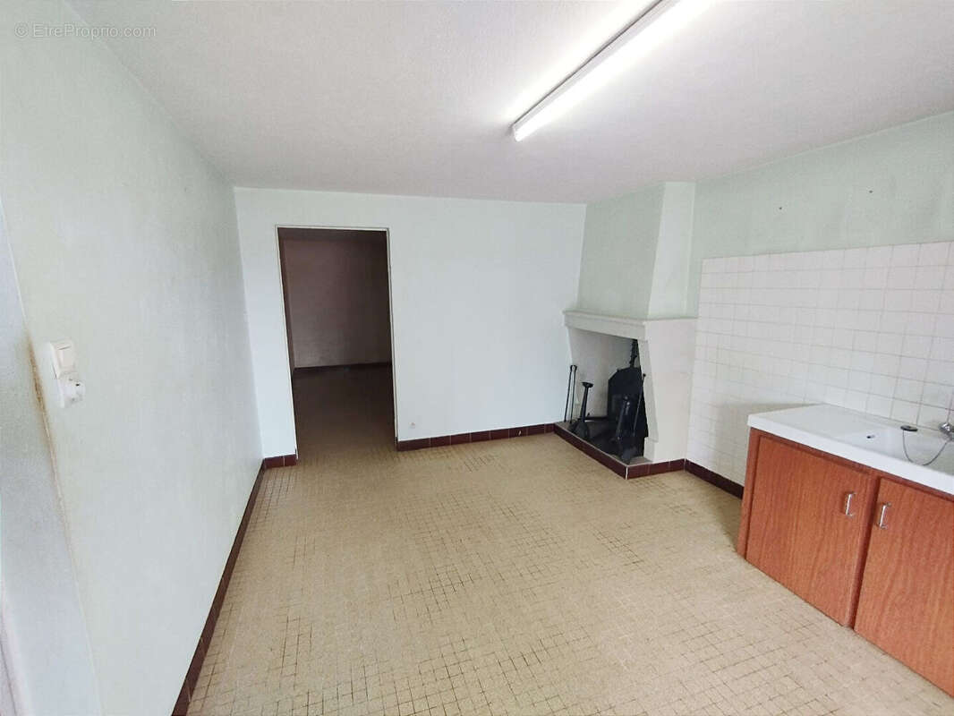 Maison à SAINT-PIERRE-D&#039;EYRAUD