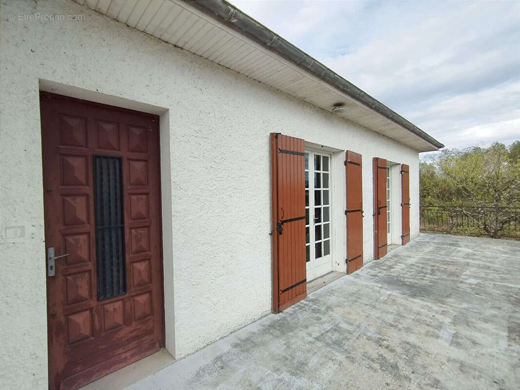 Maison à SAINT-PIERRE-D&#039;EYRAUD