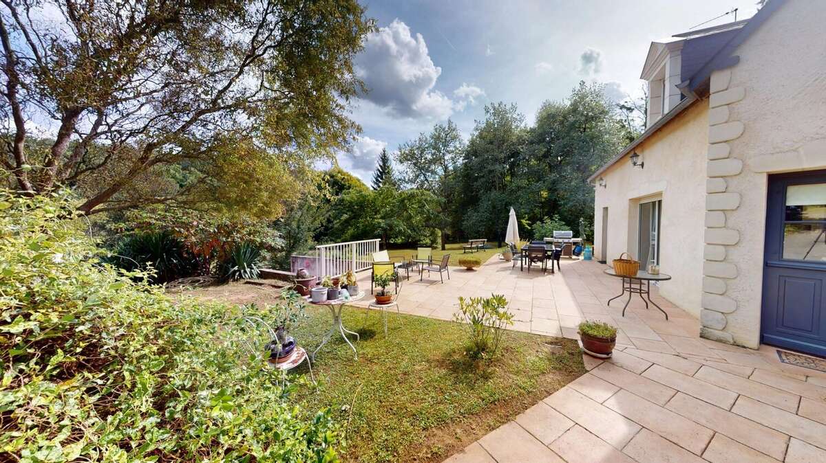 Maison à PARCAY-MESLAY