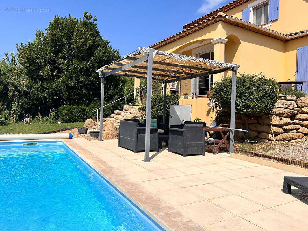 Maison à MAUSSANE-LES-ALPILLES