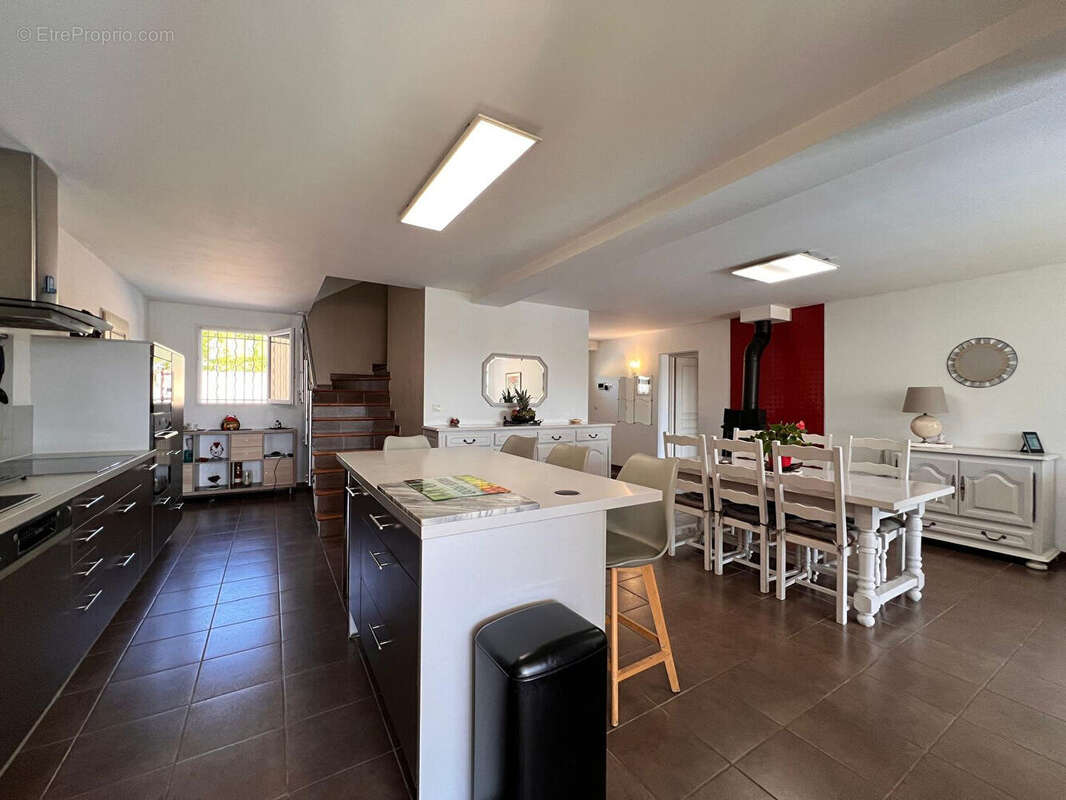 Maison à MAUSSANE-LES-ALPILLES