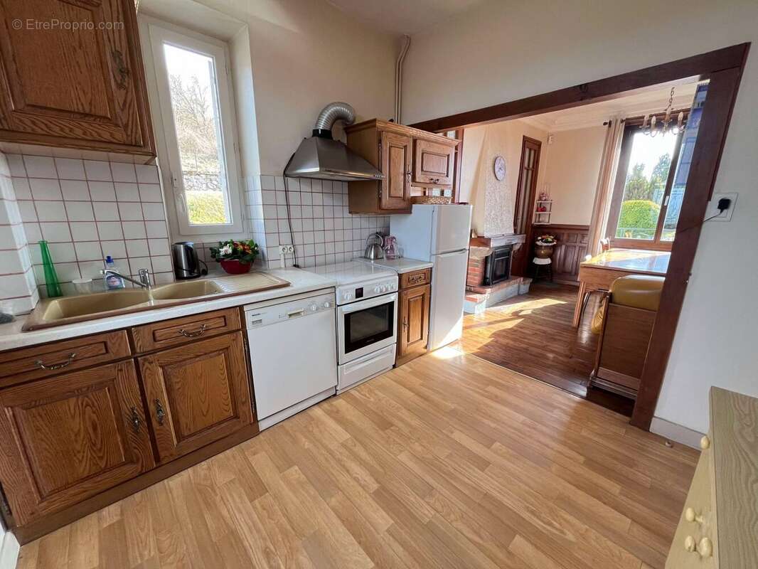 Cuisine - Maison à LE MONTEIL