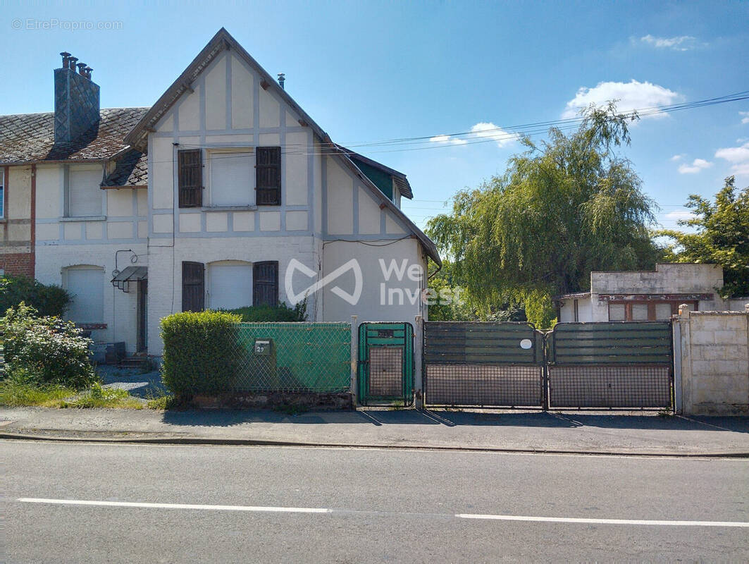 Maison à SAINS-DU-NORD