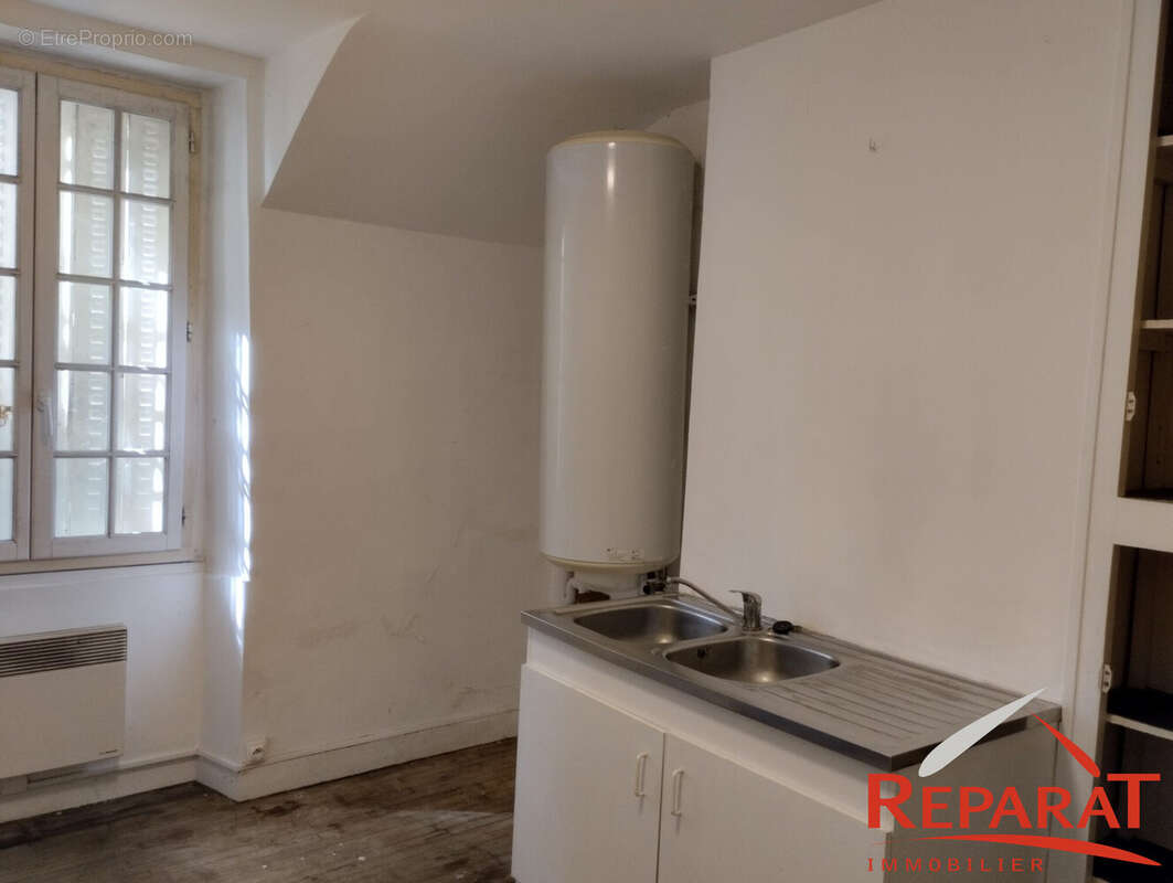 Appartement à JUILLAC