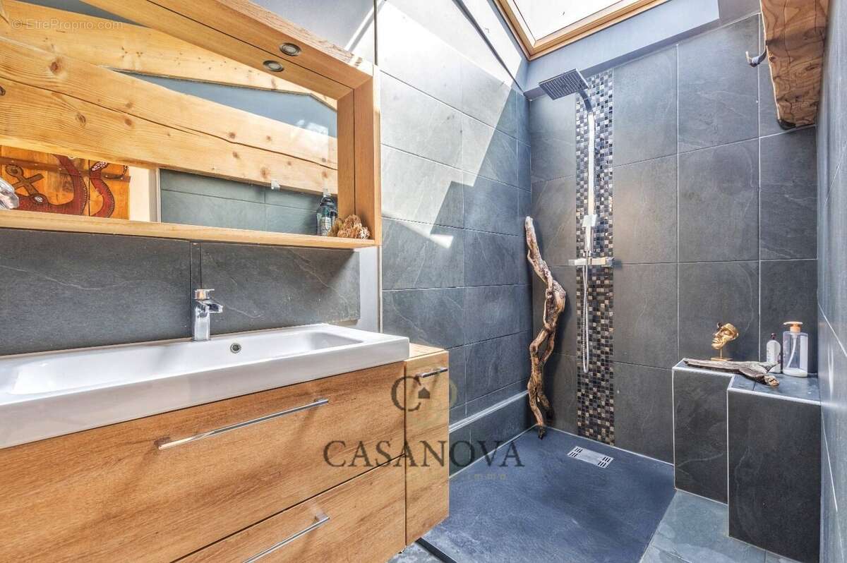 Appartement à MIREVAL