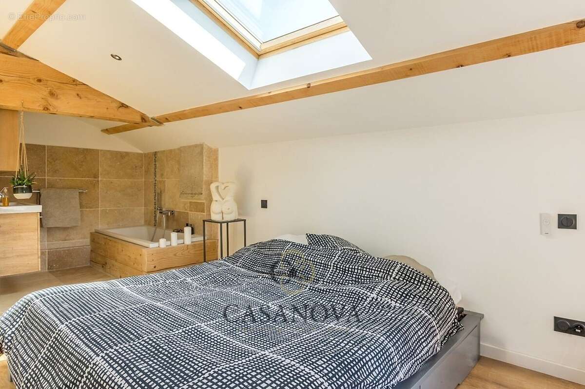 Appartement à MIREVAL