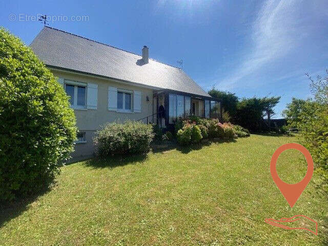 Maison à AGON-COUTAINVILLE