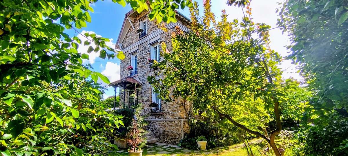 Maison à FRANCONVILLE