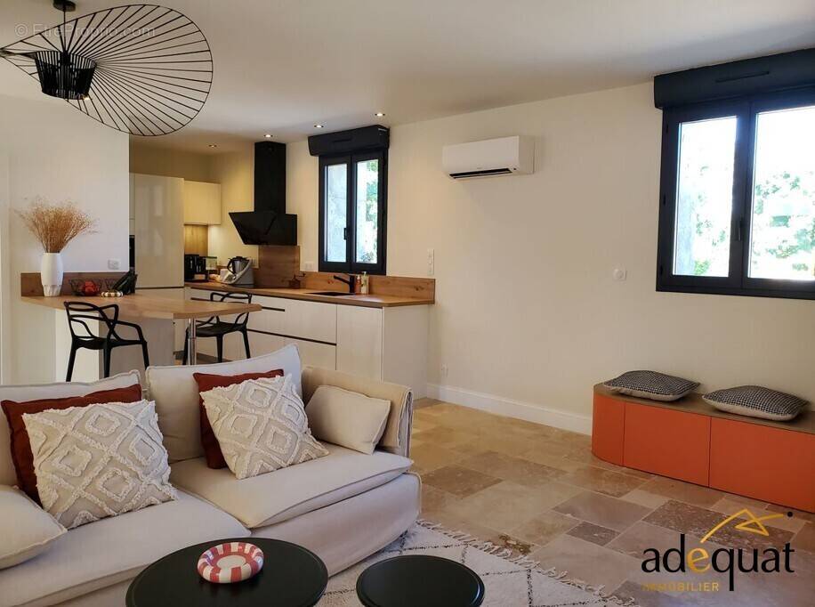 Maison à CHAMPNIERS