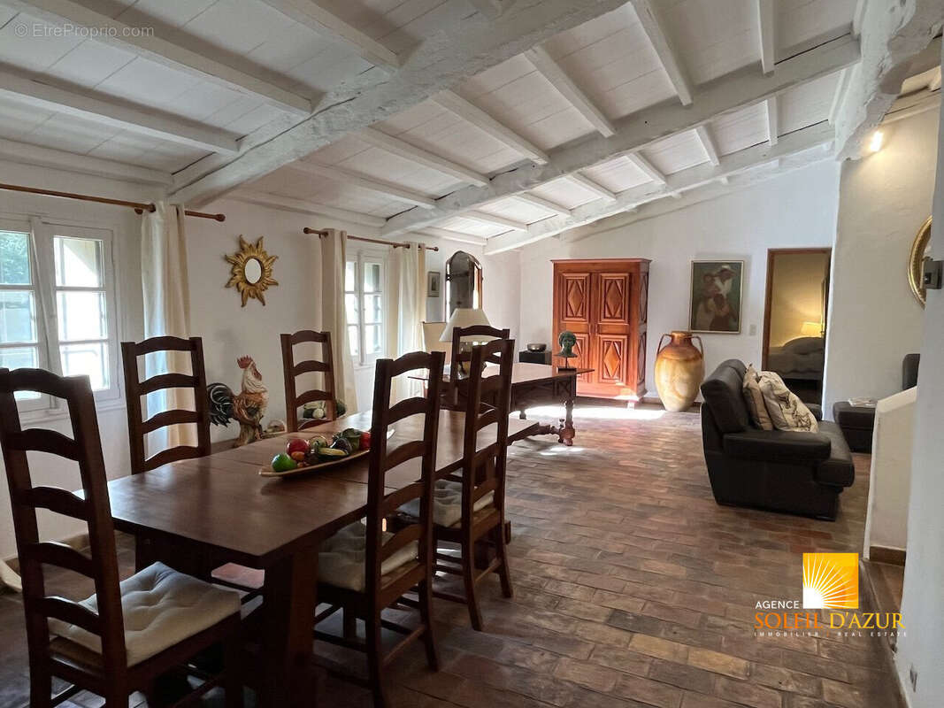 Maison à SAINT-VALLIER-DE-THIEY