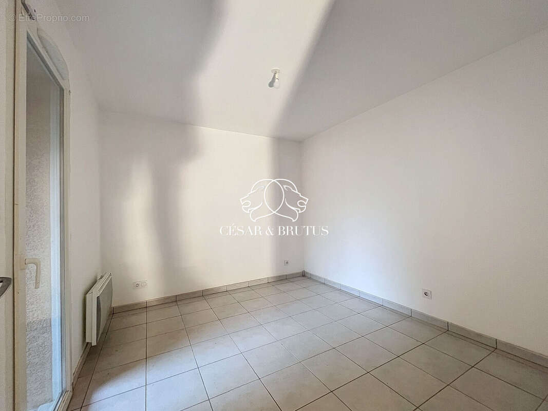 Appartement à LUZINAY