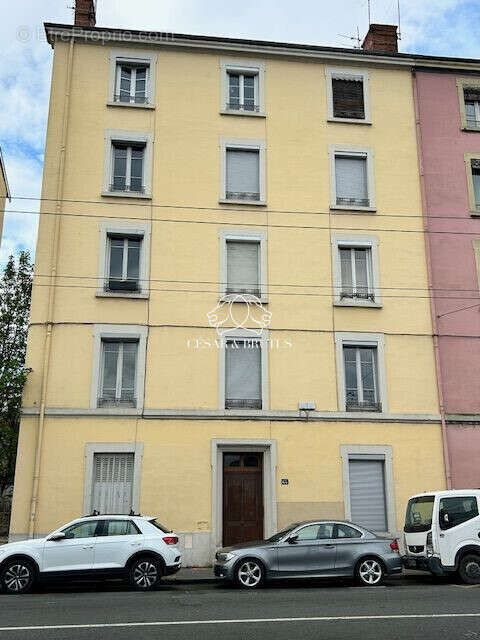 Appartement à LYON-9E