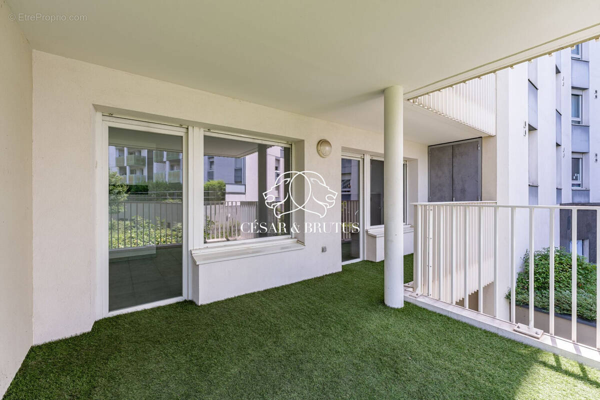 Appartement à LYON-8E