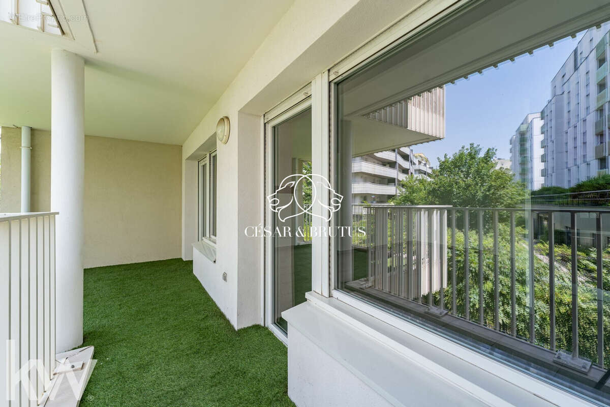 Appartement à LYON-8E