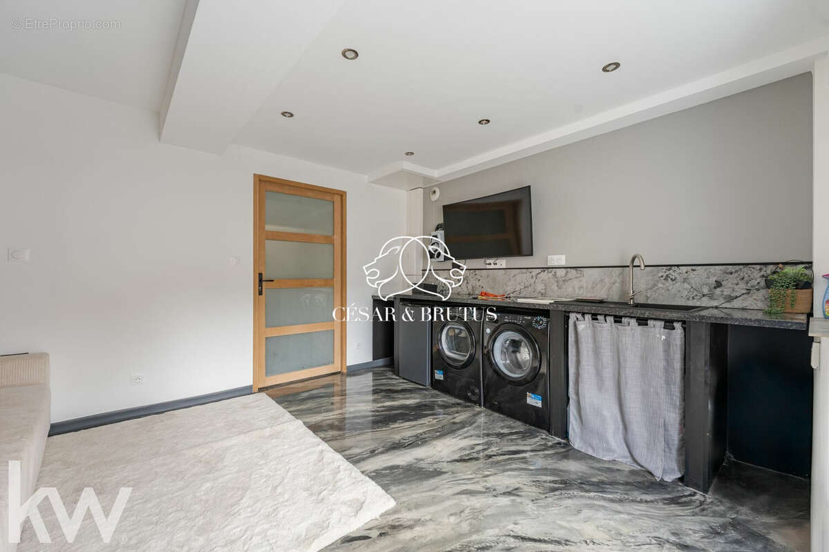 Appartement à LA VERPILLIERE