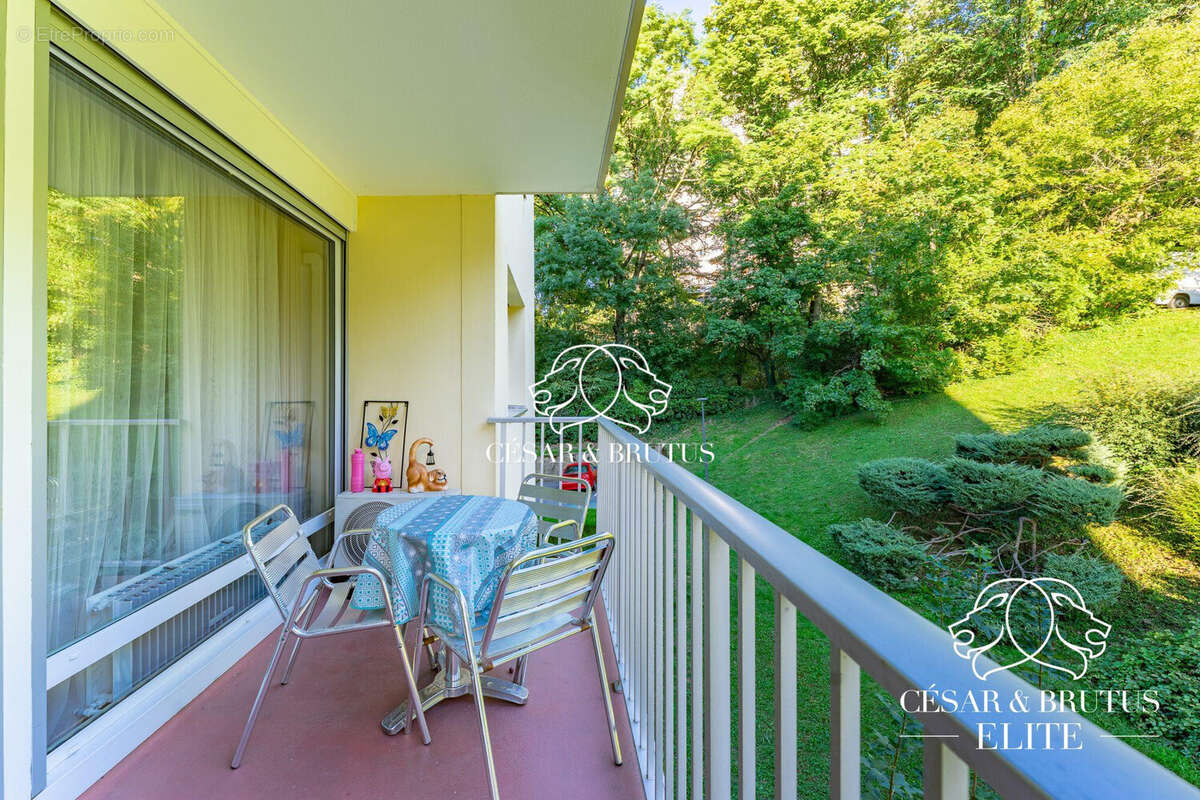 Appartement à LYON-5E