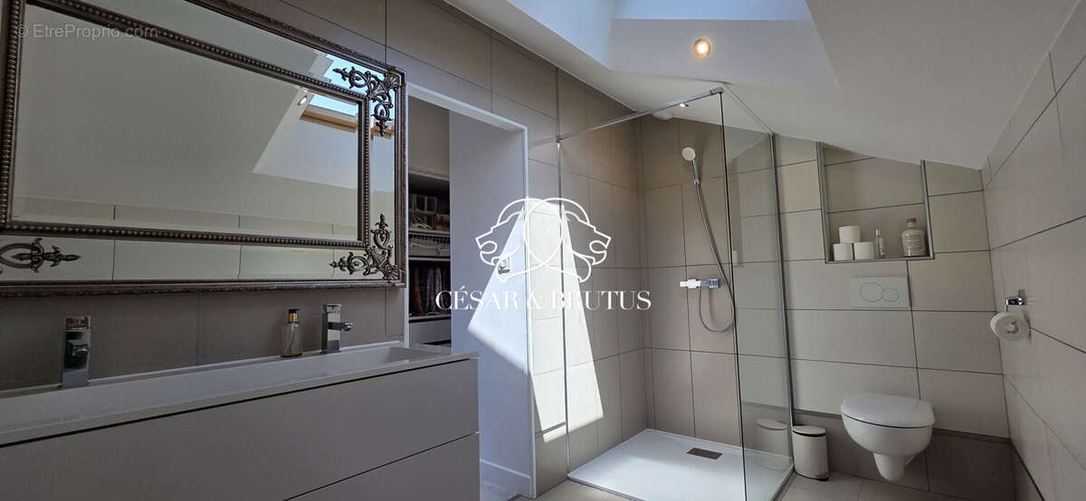 Maison à LE CHAMBON-SUR-LIGNON