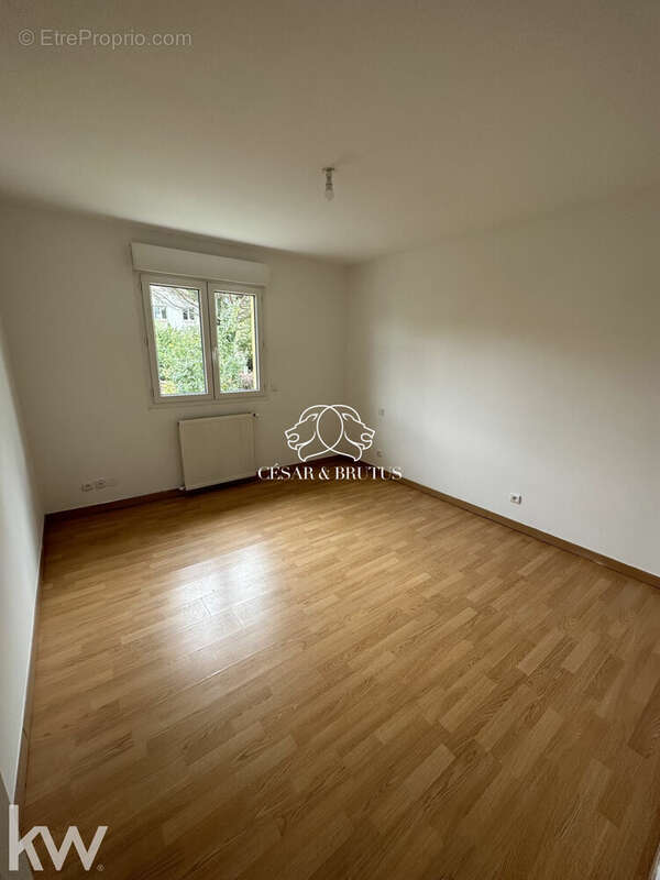 Maison à LA VERPILLIERE