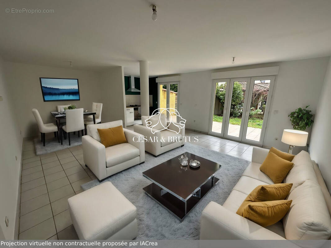 Maison à LA VERPILLIERE