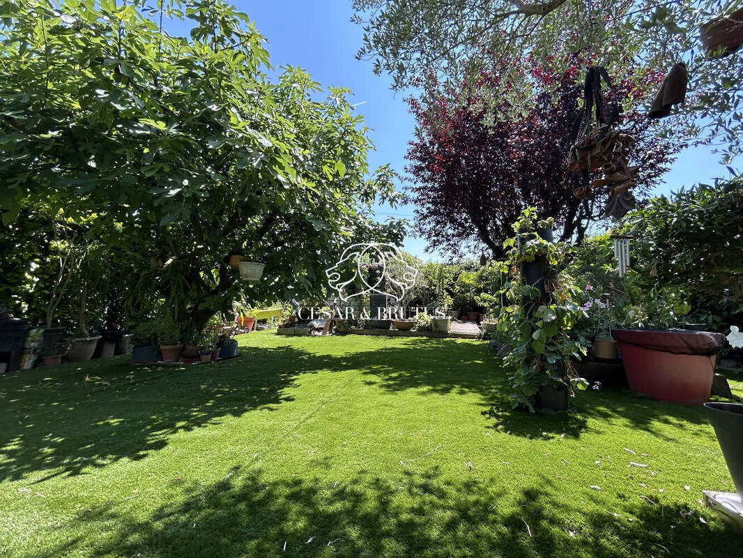 Maison à VAULX-EN-VELIN