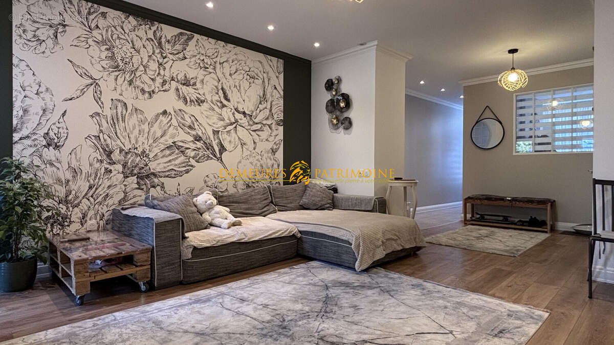 Maison à L&#039;ISLE-D&#039;ESPAGNAC