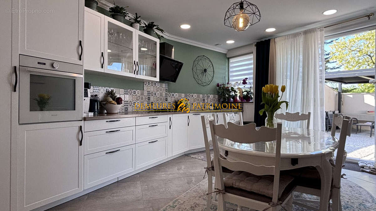 Maison à L&#039;ISLE-D&#039;ESPAGNAC