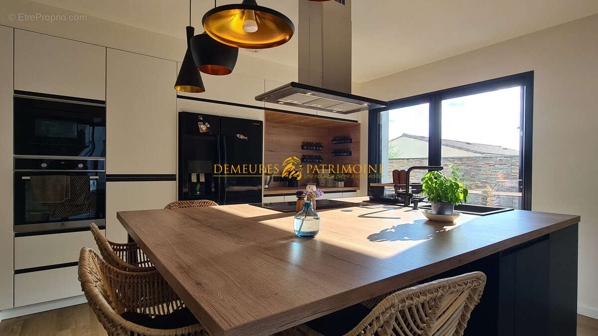 Maison à L&#039;ISLE-D&#039;ESPAGNAC