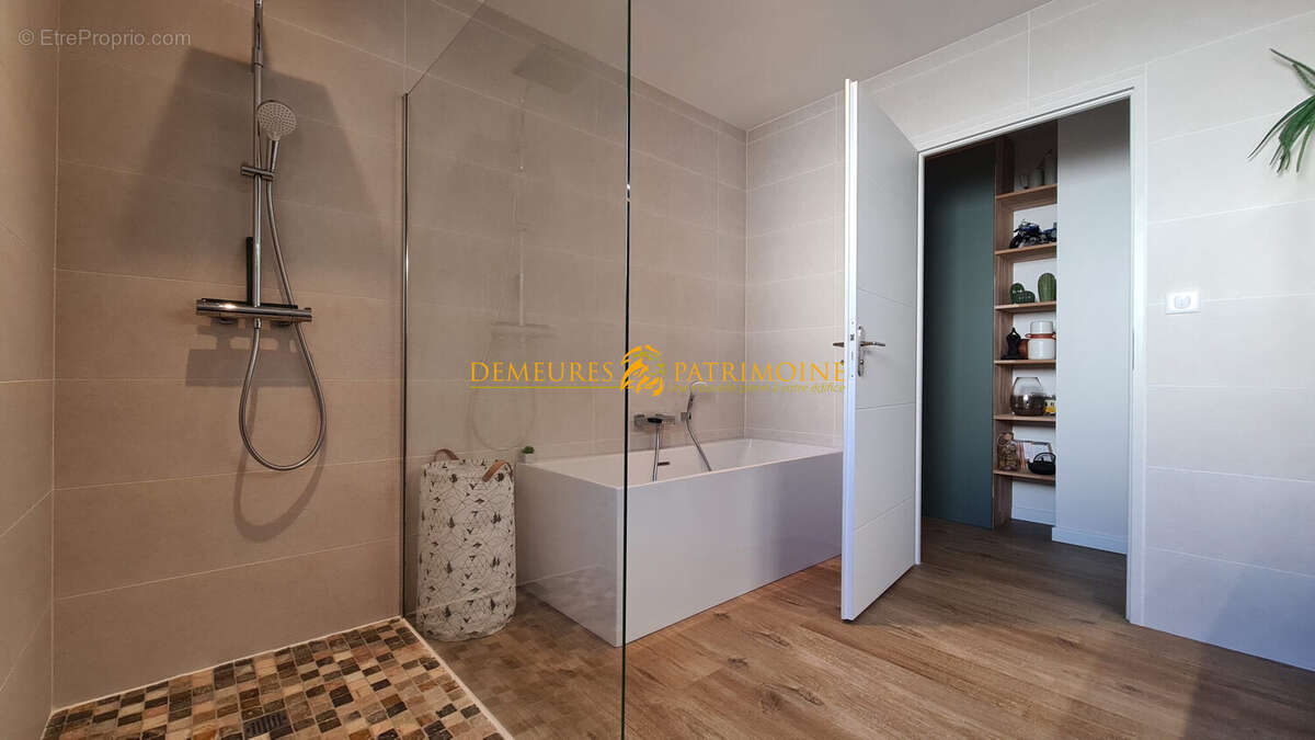 Maison à L&#039;ISLE-D&#039;ESPAGNAC