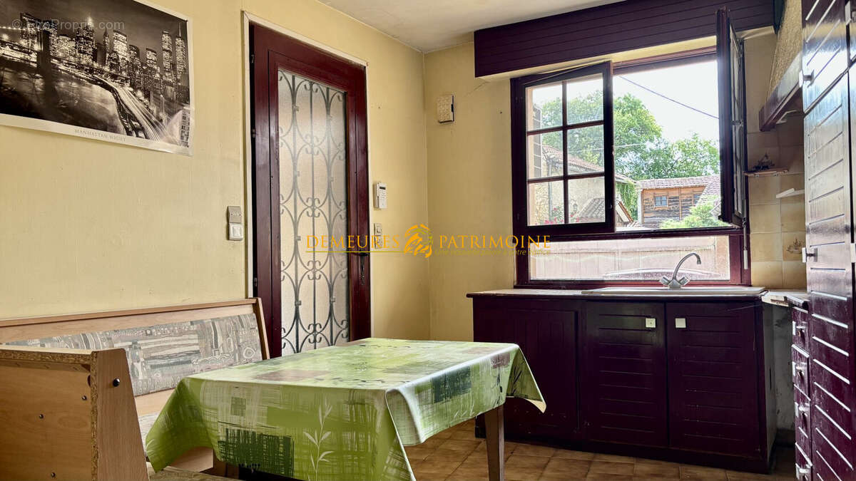 Appartement à GOND-PONTOUVRE