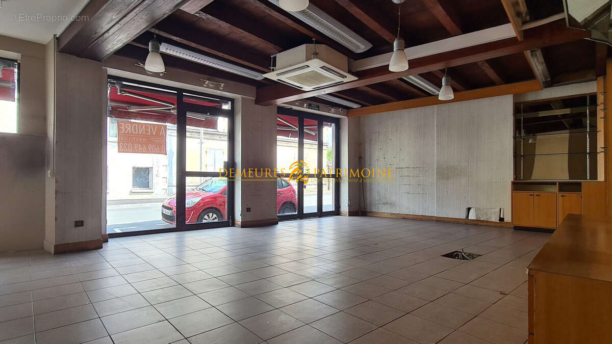 Appartement à GOND-PONTOUVRE