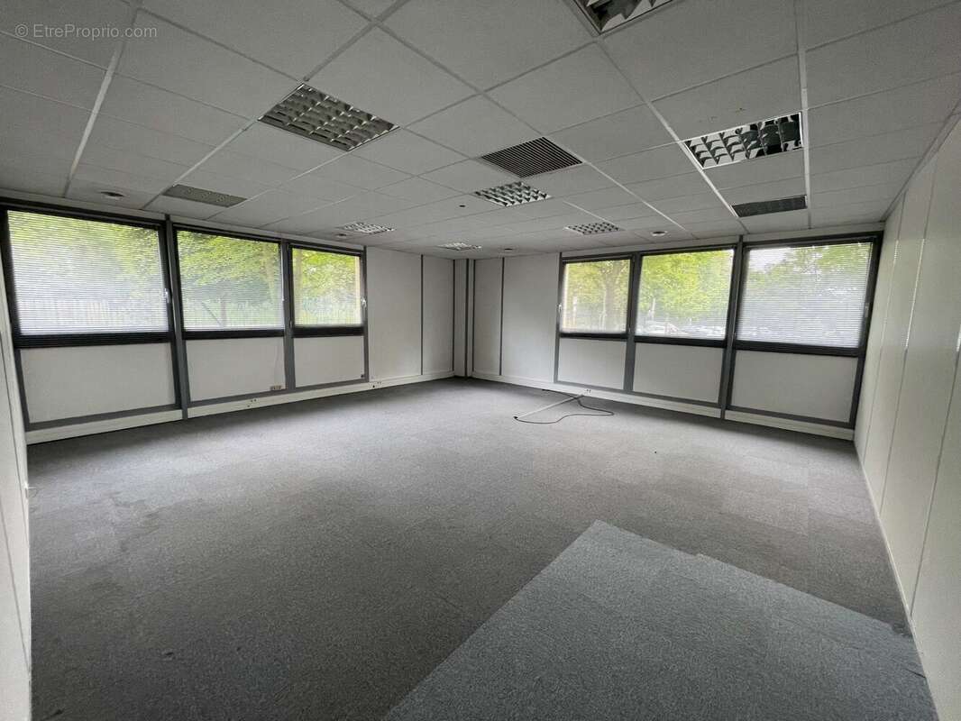 Commerce à SAINT-DIDIER-AU-MONT-D&#039;OR