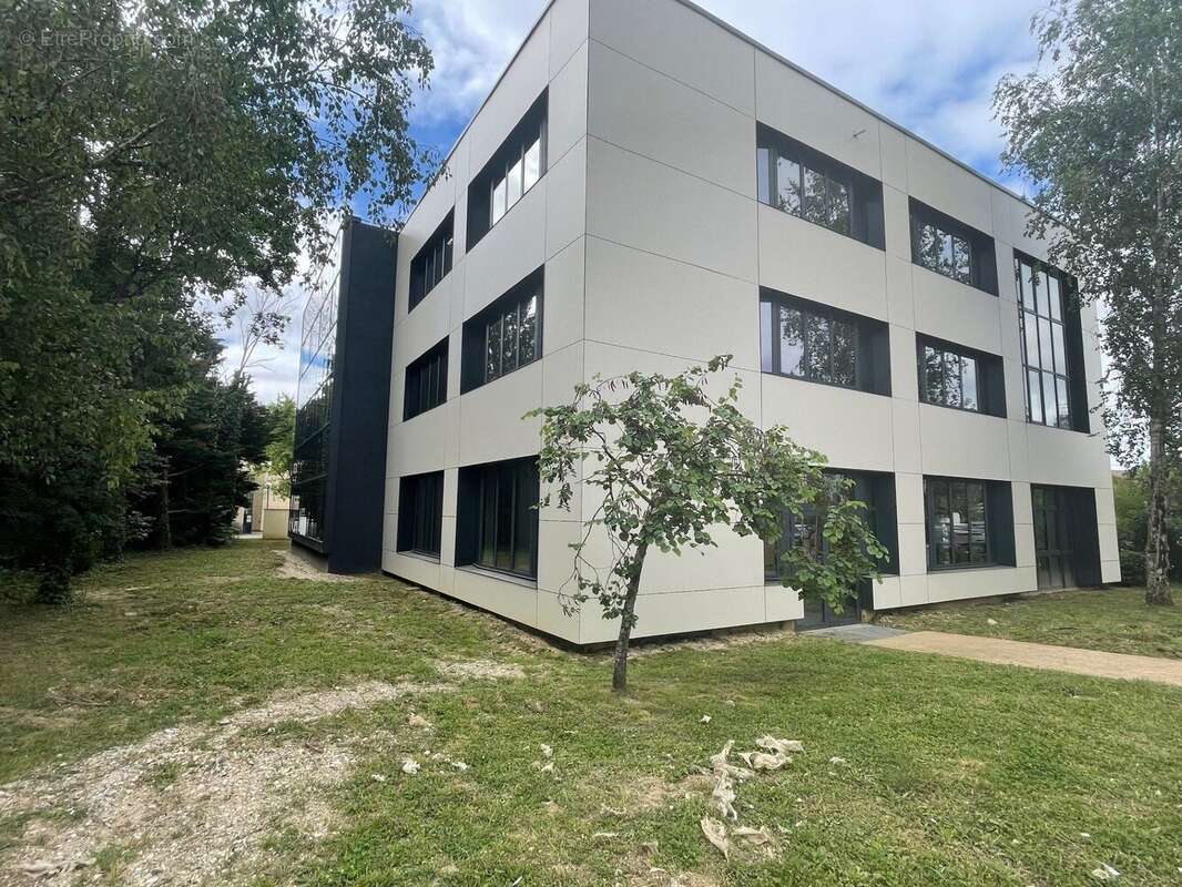 Commerce à SAINT-DIDIER-AU-MONT-D&#039;OR