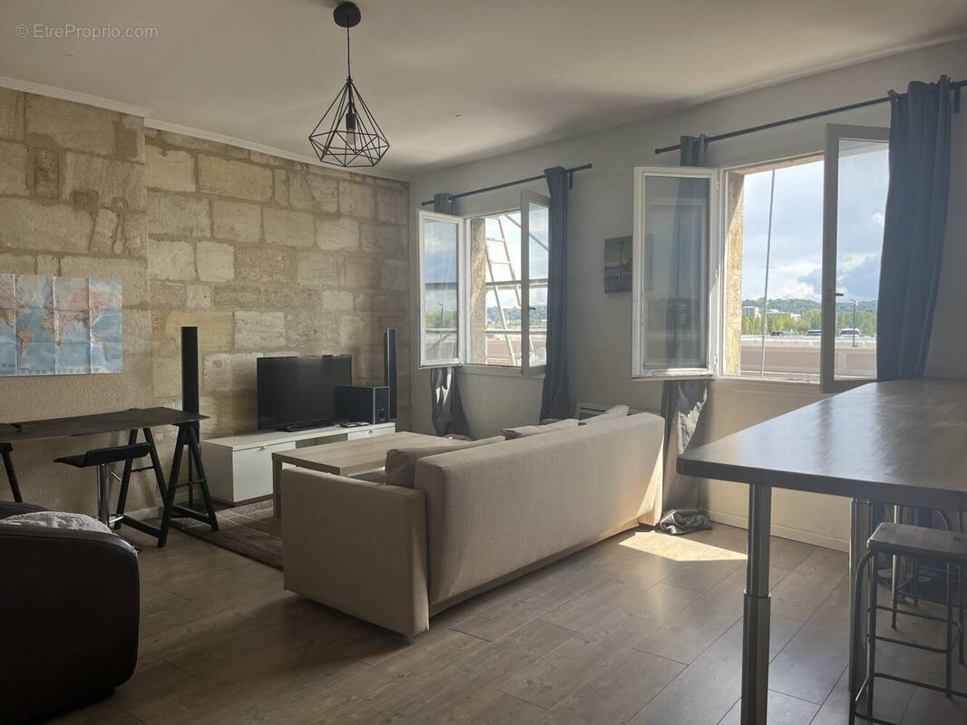 Appartement à BORDEAUX