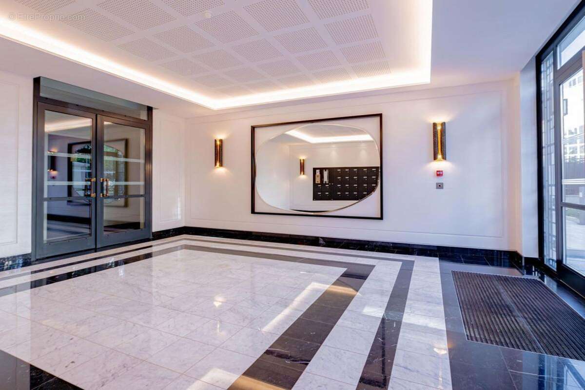 Appartement à LEVALLOIS-PERRET