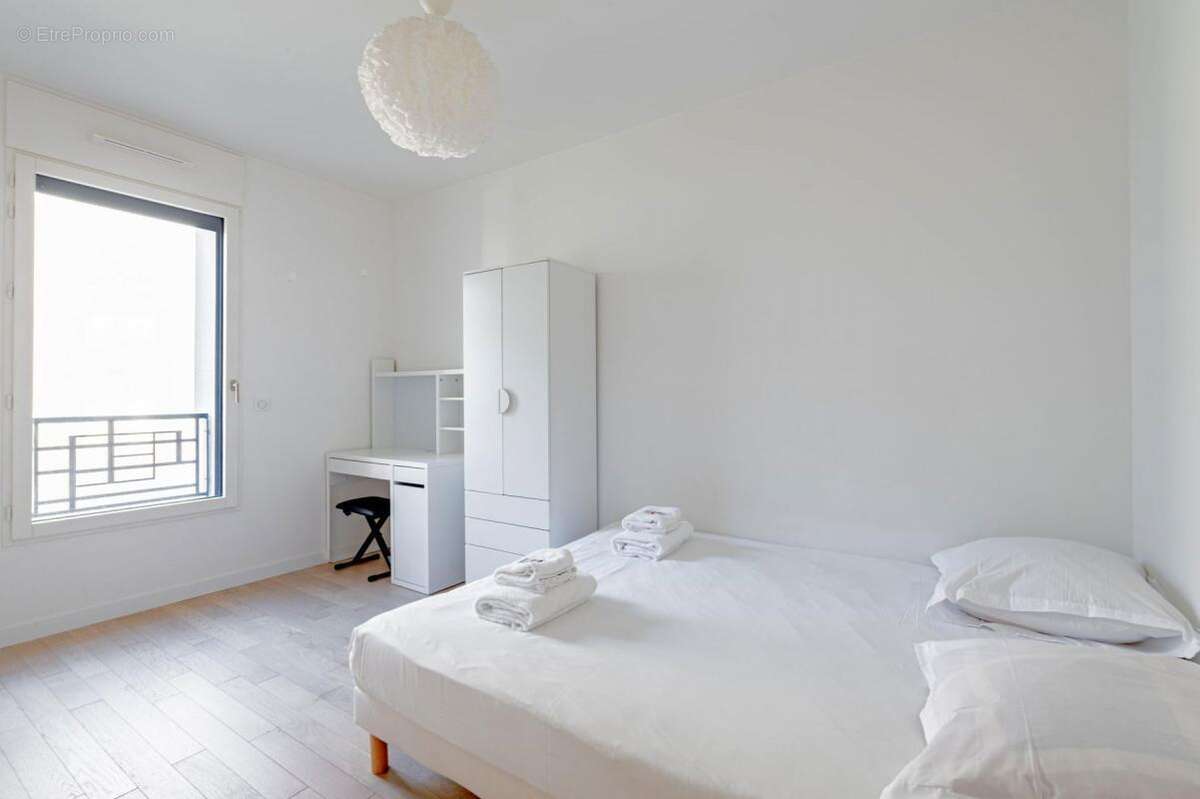 Appartement à LEVALLOIS-PERRET